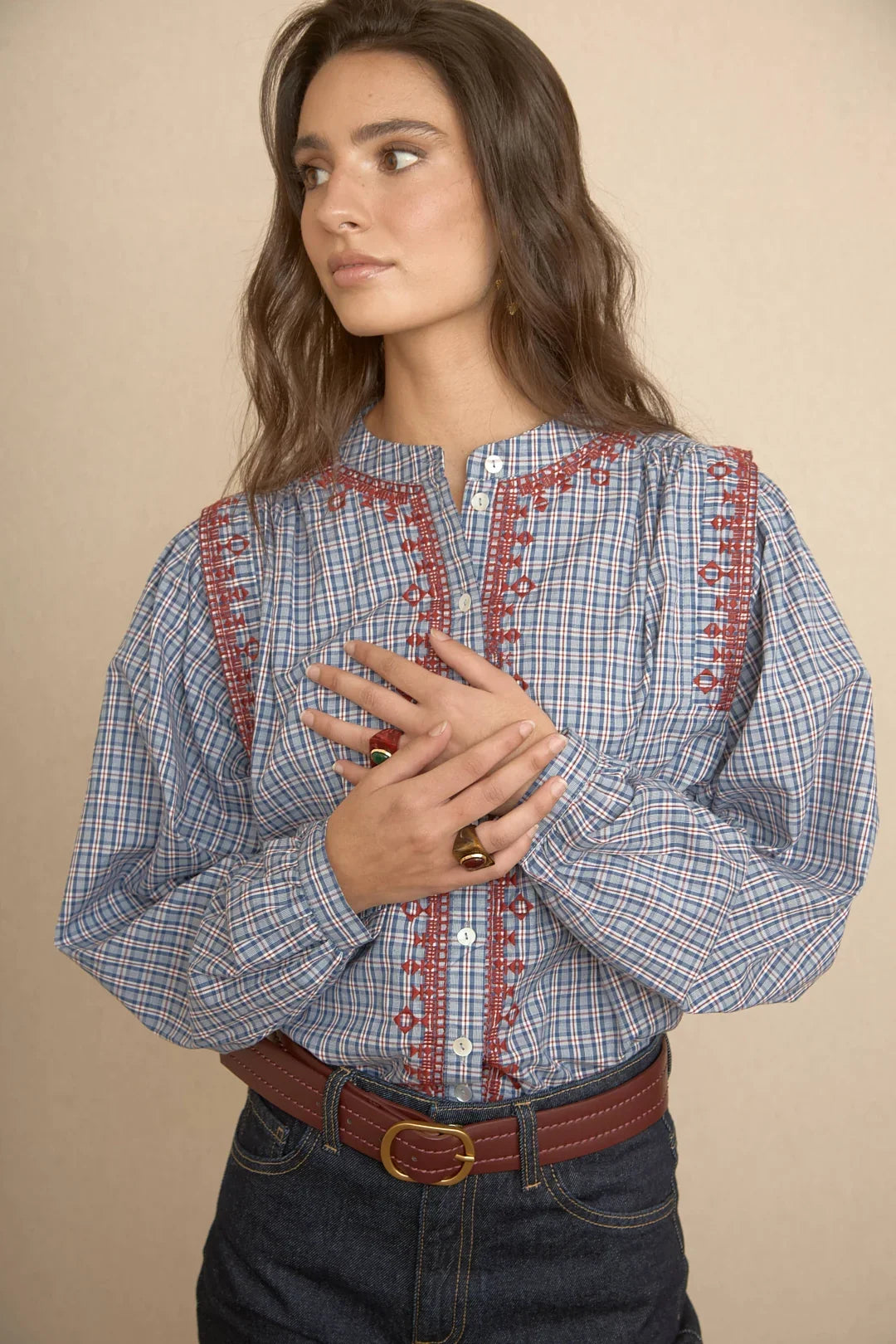 CAMISAS & BLUSAS