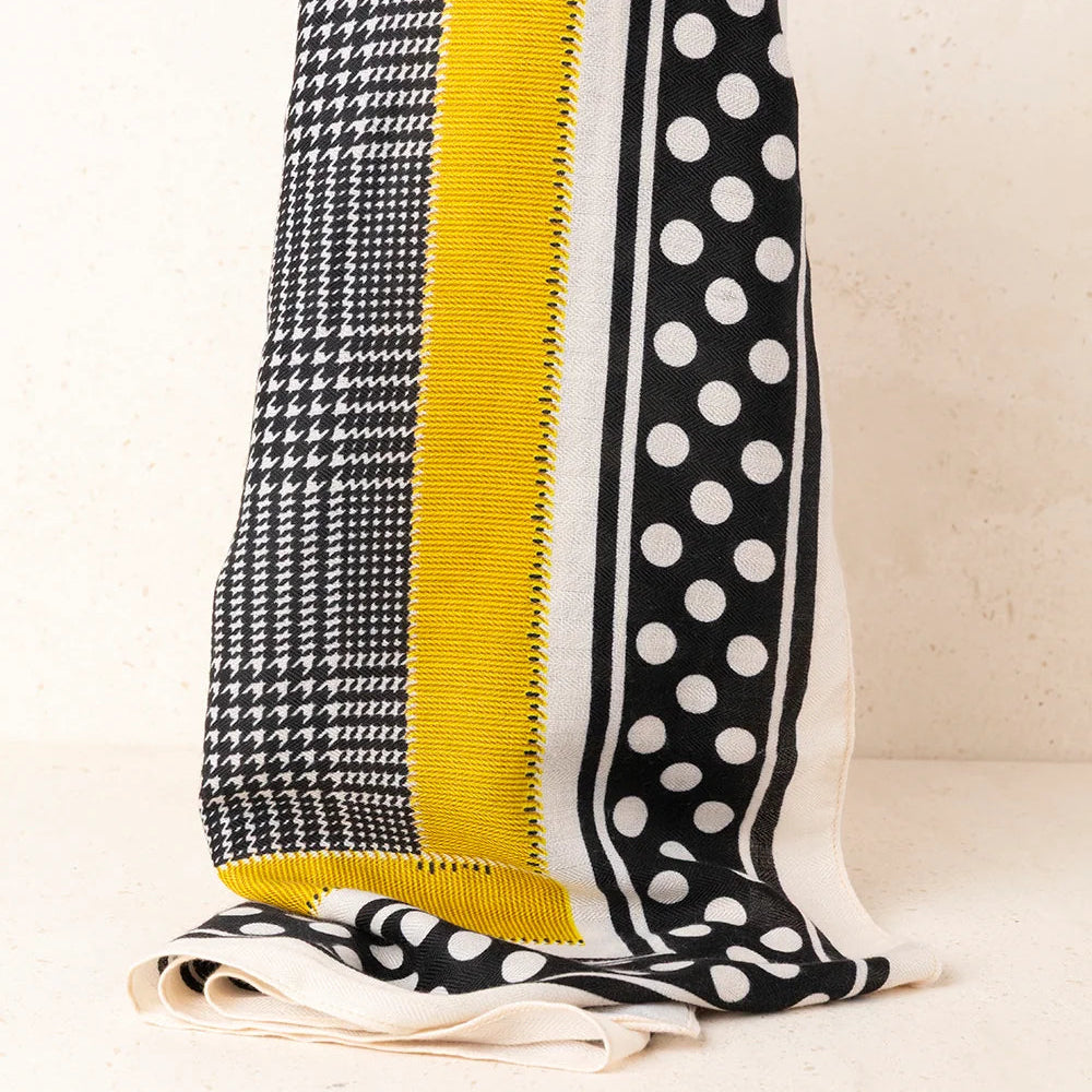 FULAR ESTAMPADO PATA DE GALLO