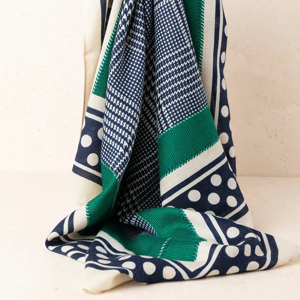 FULAR ESTAMPADO PATA DE GALLO