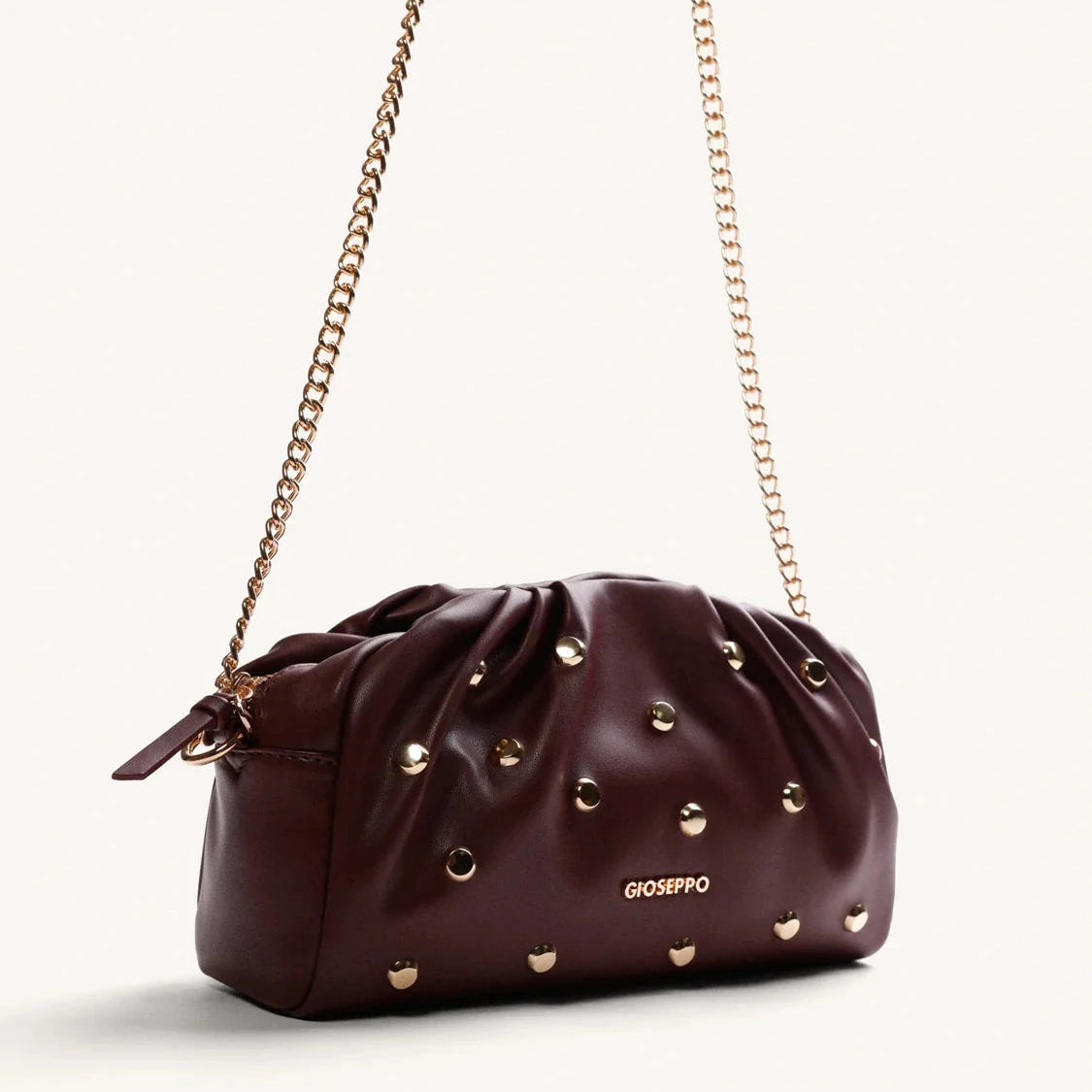 BOLSO BANDOLERA EFECTO ARRUGADO TACHAS
