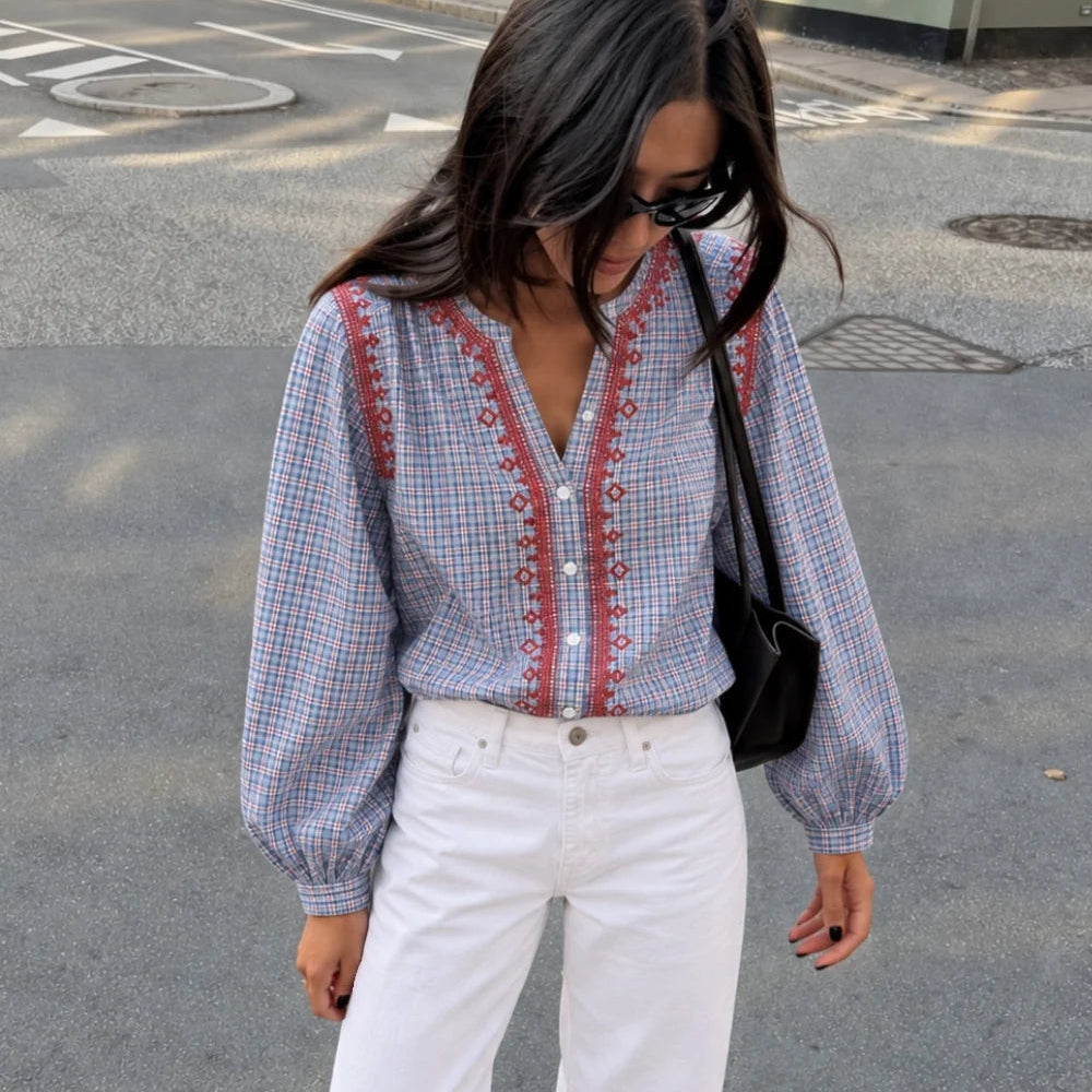 BLUSA CUADROS BORDADOS GEOMÉTRICOS
